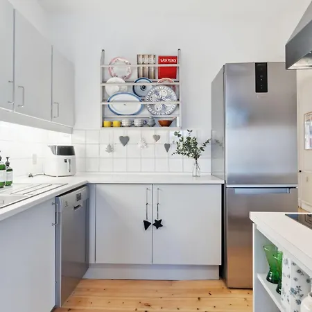 Modern Comfort In Copenhagen's Coolest District Копенгаген