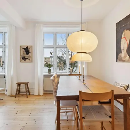 Modern Comfort In Copenhagen's Coolest District Апартаменты *