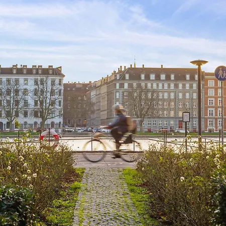 Modern Comfort In Copenhagen's Coolest District 公寓